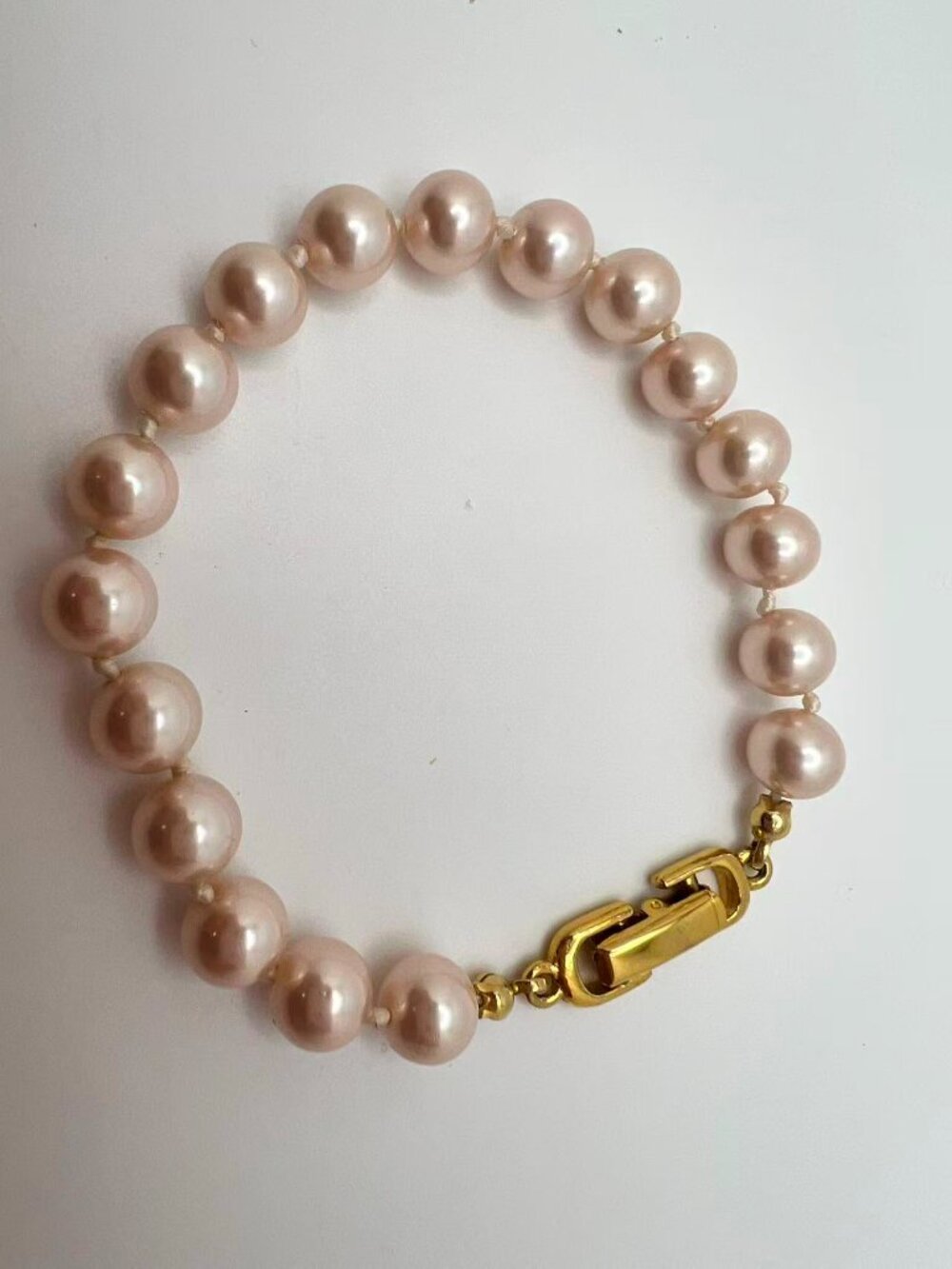 Blush Pink Faux Pearl Bracelet Gold Tone Clasp 8" Classic Elegant